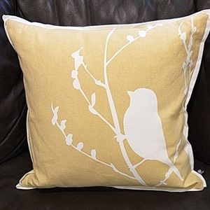 Newport Throw Pillows